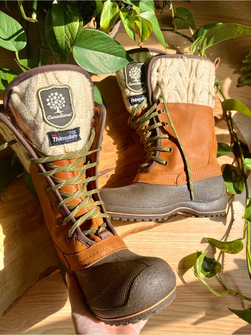 ❄️☃️🥶 -40c Winter Boots Brown & Tan Insulated Canadiana Cozy Waterproof Treaded
